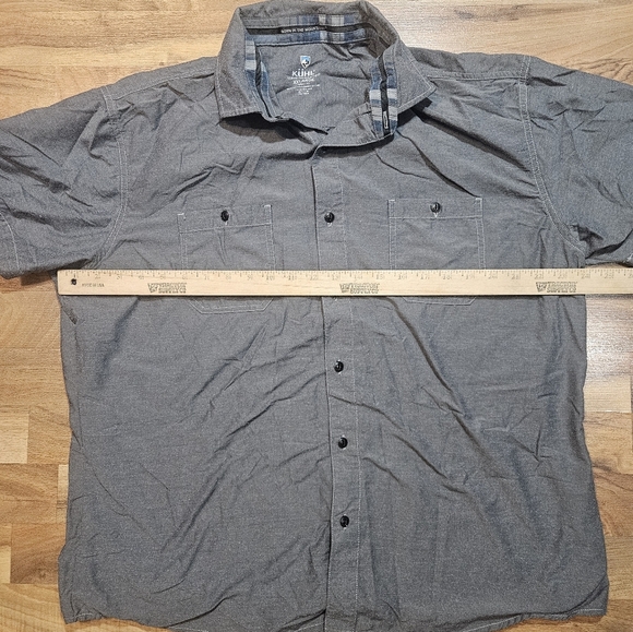 KÜHL Men’s XXL Tapered Fit Short Sleeve Button Down – Gray - Picture 4 of 8